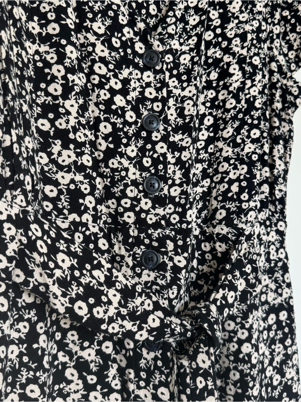 Free People Floral Button Front Wide Leg Jumpsuit Size 10 - Picture 4 of 9